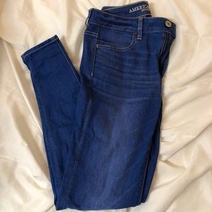 American Eagle Hi-Rise Jeggings